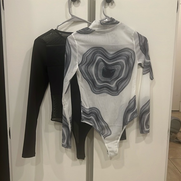 2 bodysuits white is sheer looks awesome with black lace under, black is asos - Picture 1 of 4